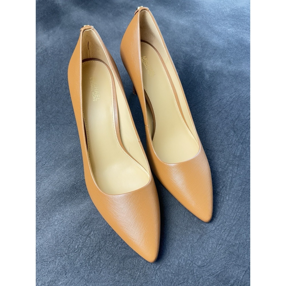 Michael Kors Dorothy Flex Pump Tan Saffiano Leather Pointed Toe Heel 9.5 M